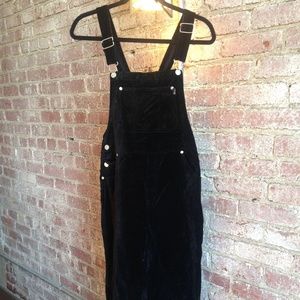 CLOSET CLOSING Vintage 90's Black Velvet Overalls
